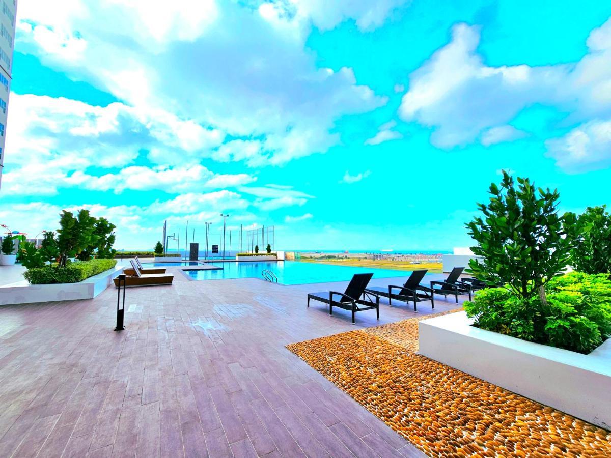Amber Cove Melaka By Ggm Apartment Exterior photo